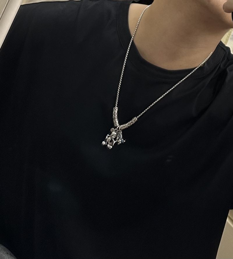 Louis Vuitton Necklaces